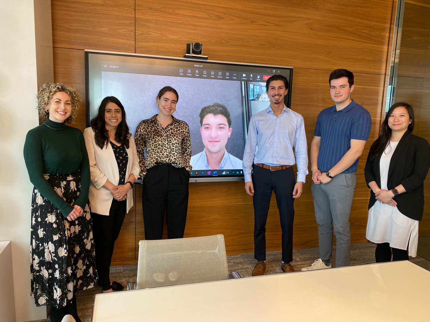 Representatives from Grosvenor and the 2022/23 award recipients came together for a celebratory lunch. Pictured left to right: Joanna Holliday, Bindi Watts, Sasha Somjen, Jason Suyama, Eric Surette, Isaac Hill, and Joanne Chuay 